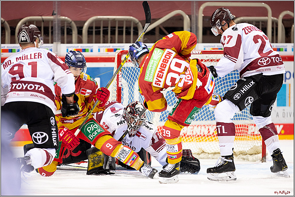 PENNY DEL;  Duesseldorfer EG - Koelner Haie; Duesseldorf, 15.03.2021